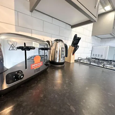 Ayresome House By Blue Skies *